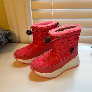 New Joules faux fur lined snow shoe